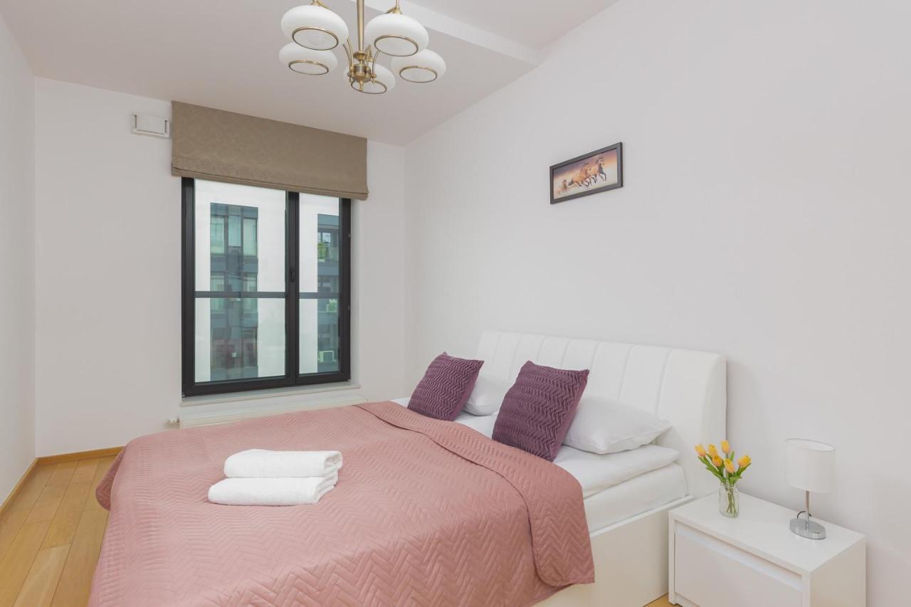 Dzielna Apartment Warsaw Wola By Noclegi Renters Exteriér fotografie