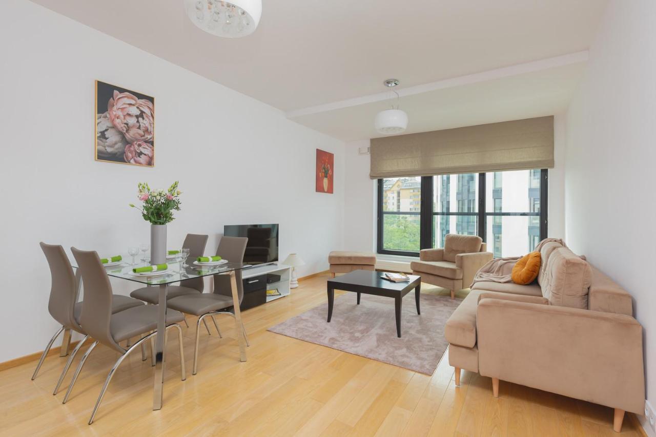 Dzielna Apartment Warsaw Wola By Noclegi Renters Exteriér fotografie